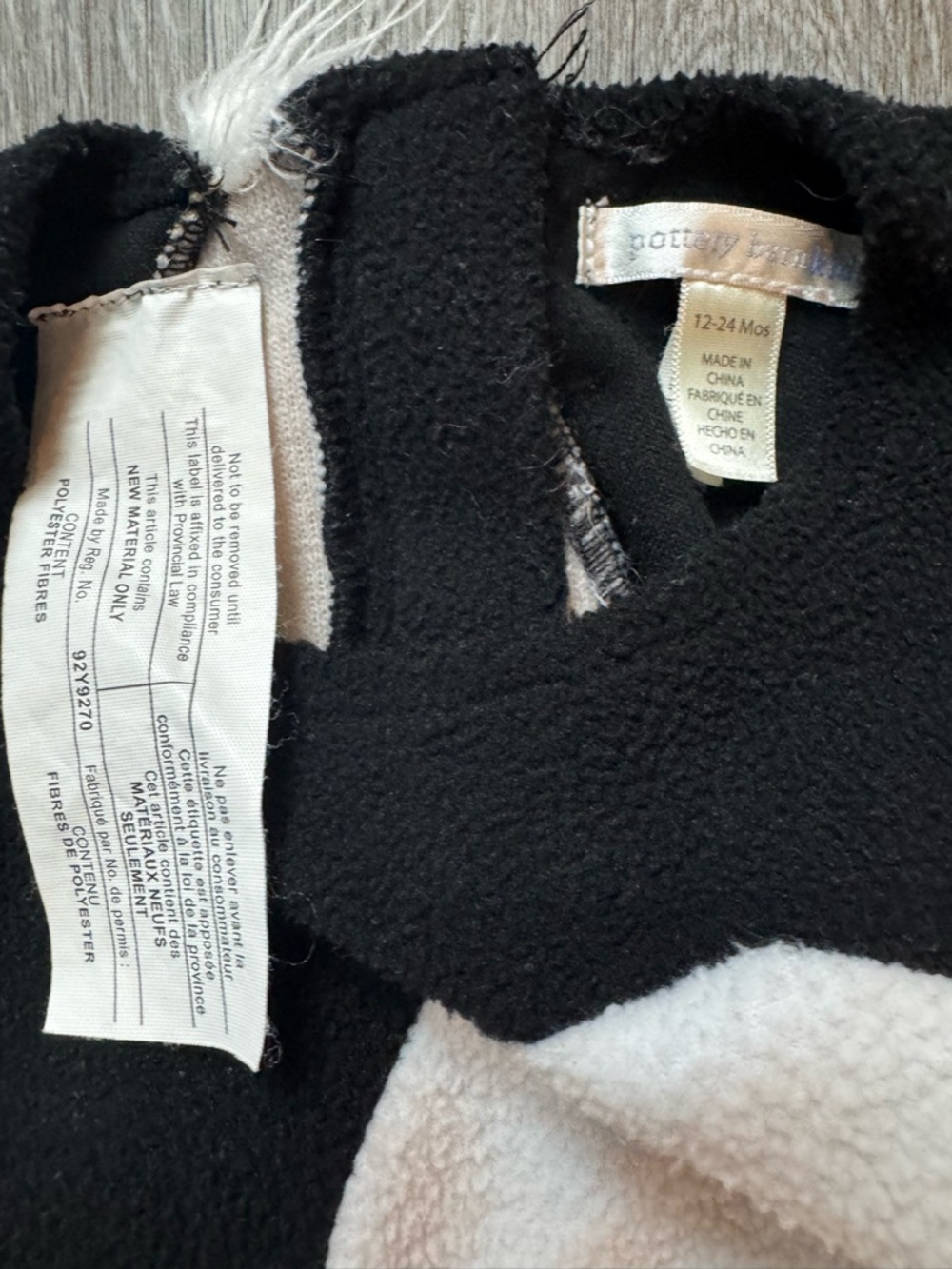 Pottery Barn 12-24 month skunk costume - Picture 4 of 4
